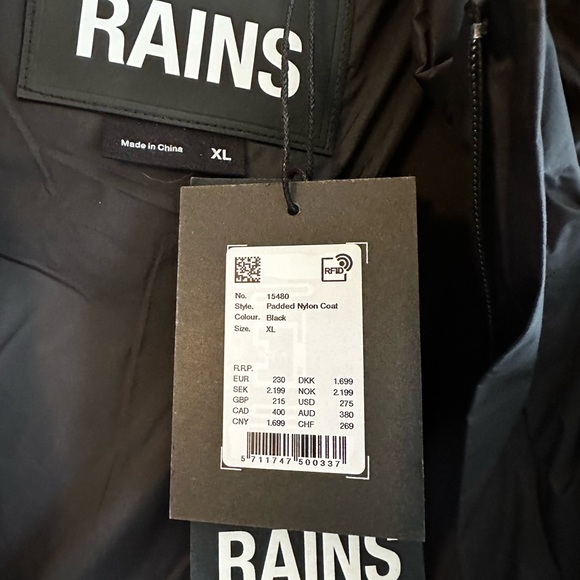 Rains NWTs Padded Nylon Coat - Picture 9 of 9